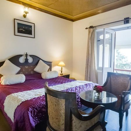 Tree Of Life Grand Oak Manor Binsar Exterior foto
