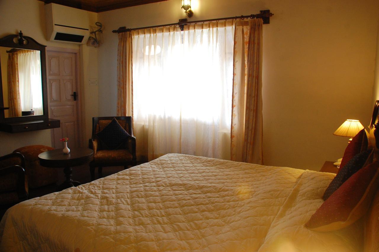 Tree Of Life Grand Oak Manor Binsar Exterior foto